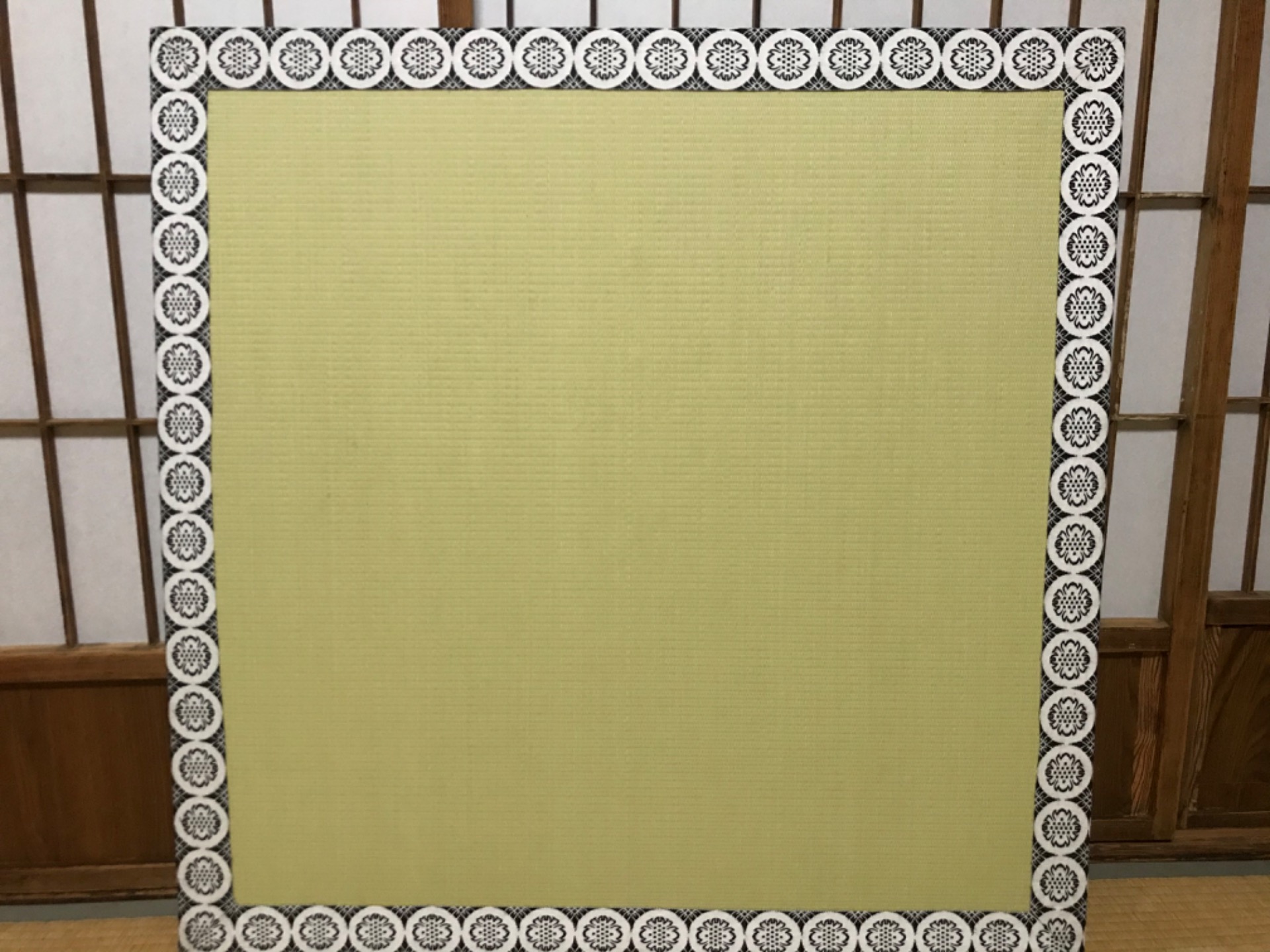 玉座